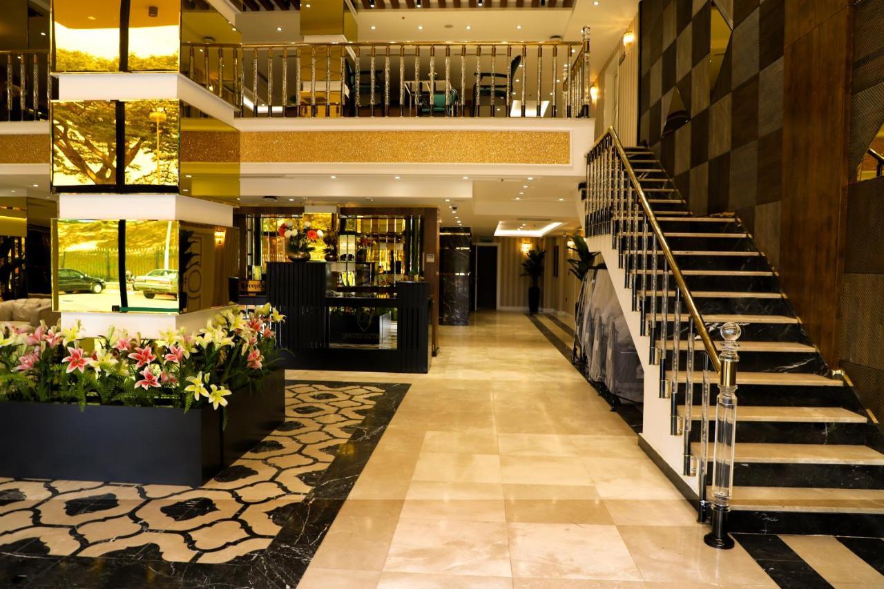 United Hotel International Yaoundé Esterno foto