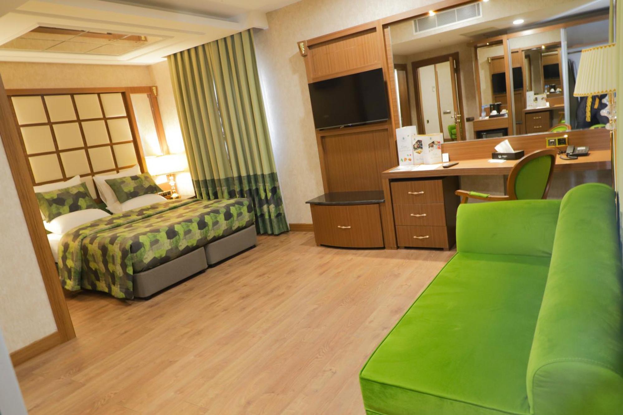 United Hotel International Yaoundé Esterno foto